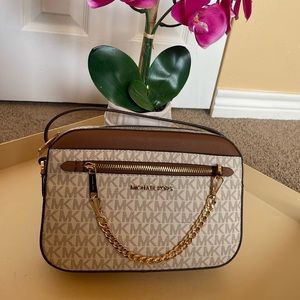 Michael Kors handbag crossbody bag purse east west zip chain new